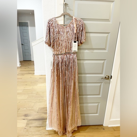 NWT Mac Duggal 4913M Rose Pink Sequin Embellished Gown - Picture 4 of 10